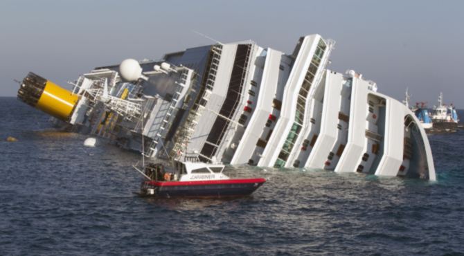 costa-concordia-naufragio