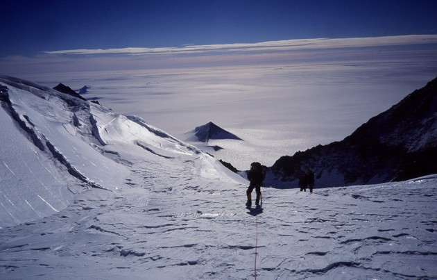 piramide-antartico-ia